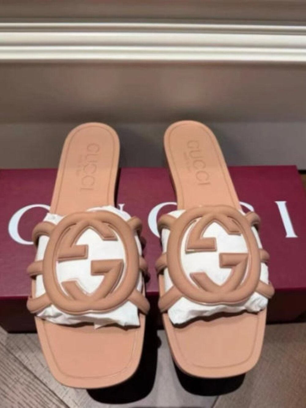 Gucci Smooth Leather Double G Logo Square Toe Slip On Mules